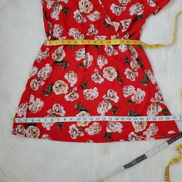 TIMES TWO red floral tunic top size M - Picture 5 of 6